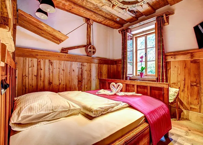 Estalagem Welterbe-wirtshaus Steegwirt Bad Goisern